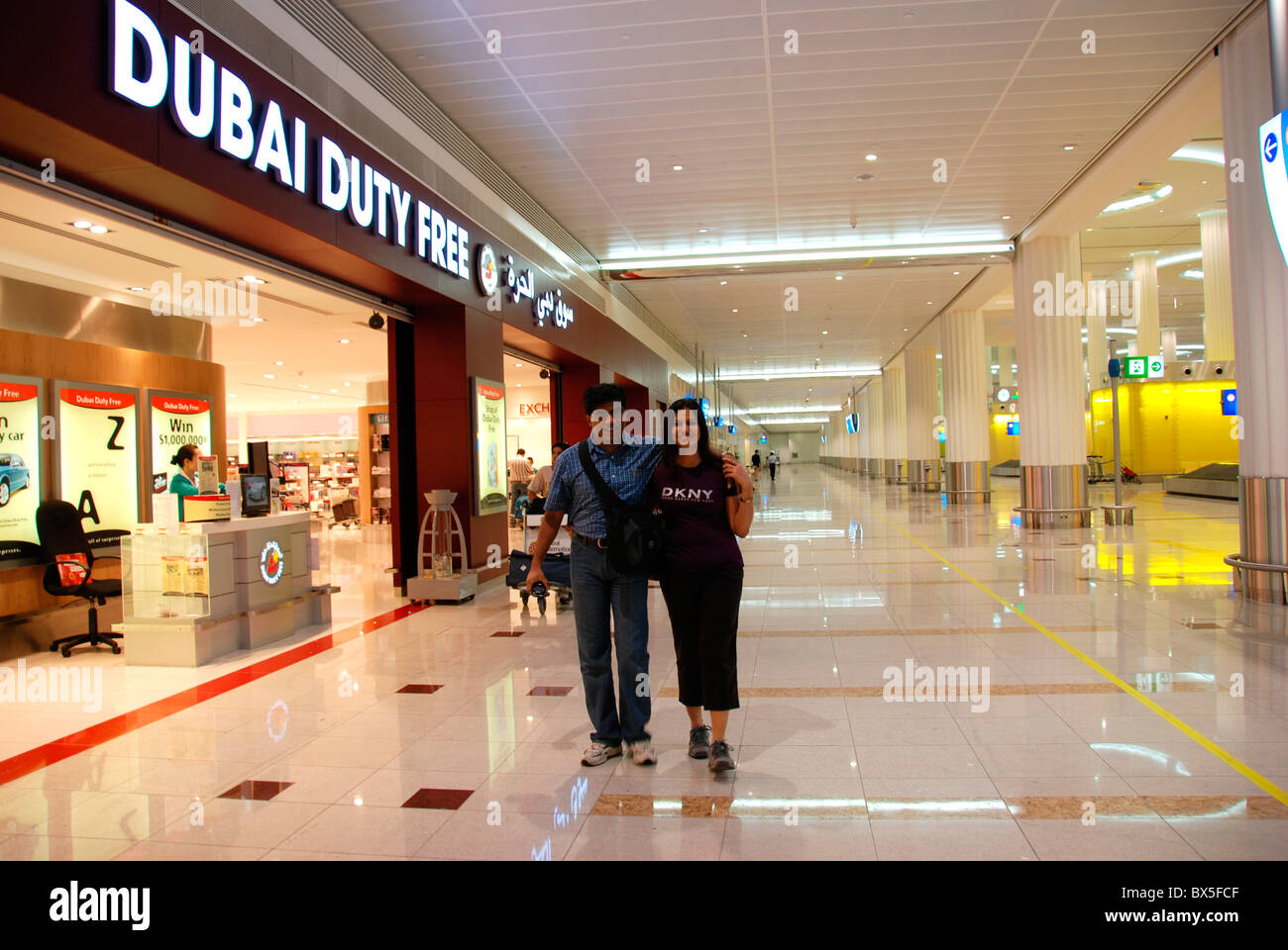 Dubai duty free einkaufen Stockfoto