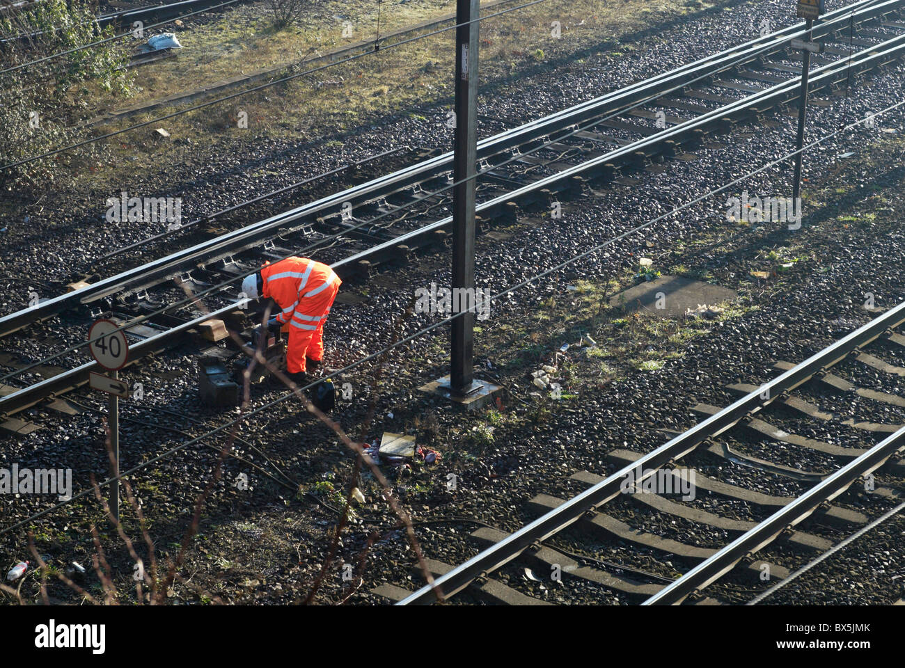 Eisenbahn-Ingenieur Inspektion Bahnlinien Suffolk UK Stockfoto