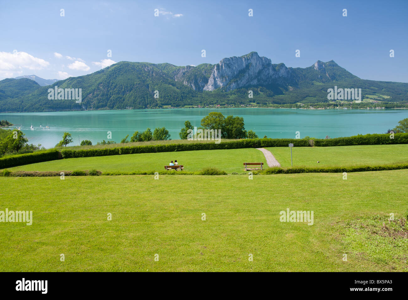 Alpine See Mondsee, Österreich Stockfoto