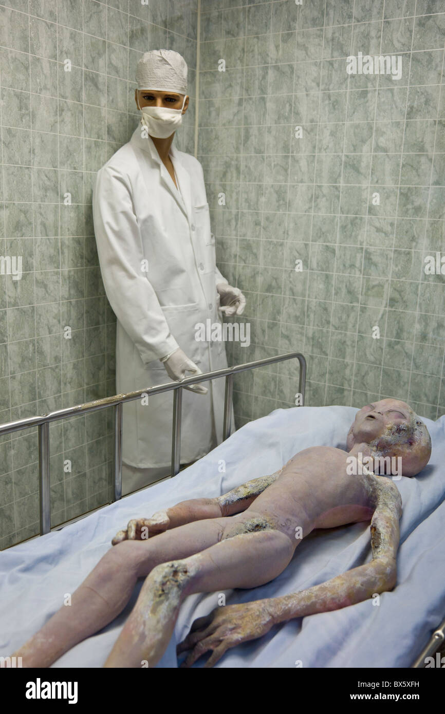 Alien Autopsy Erholung aus dem Film Roswell International UFO Museum in Roswell, New Mexico. Stockfoto
