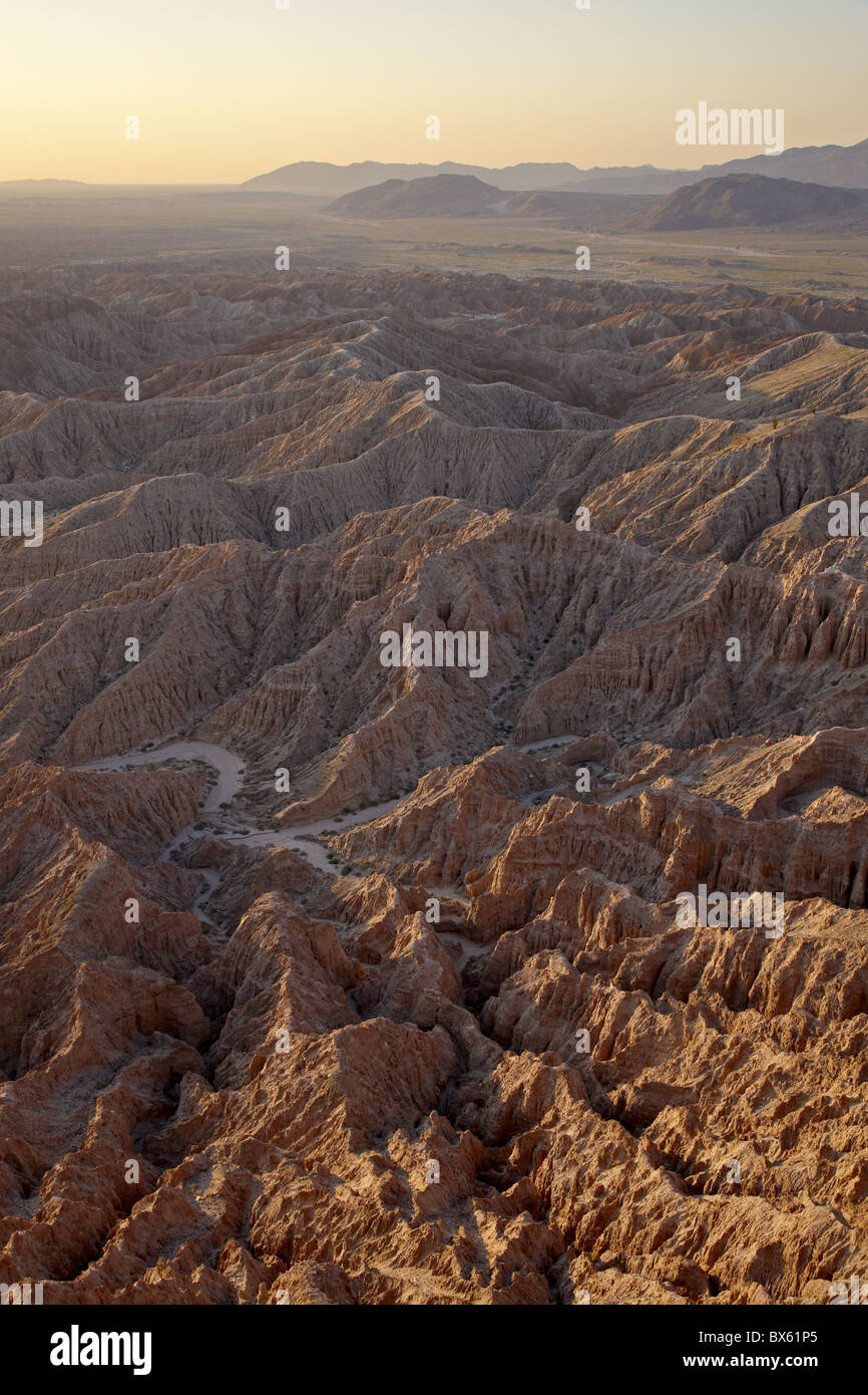 Badlands bei Sonnenaufgang von der Schrift Punkt, Anza-Borrego Desert State Park, California, Vereinigte Staaten von Amerika, Nordamerika Stockfoto