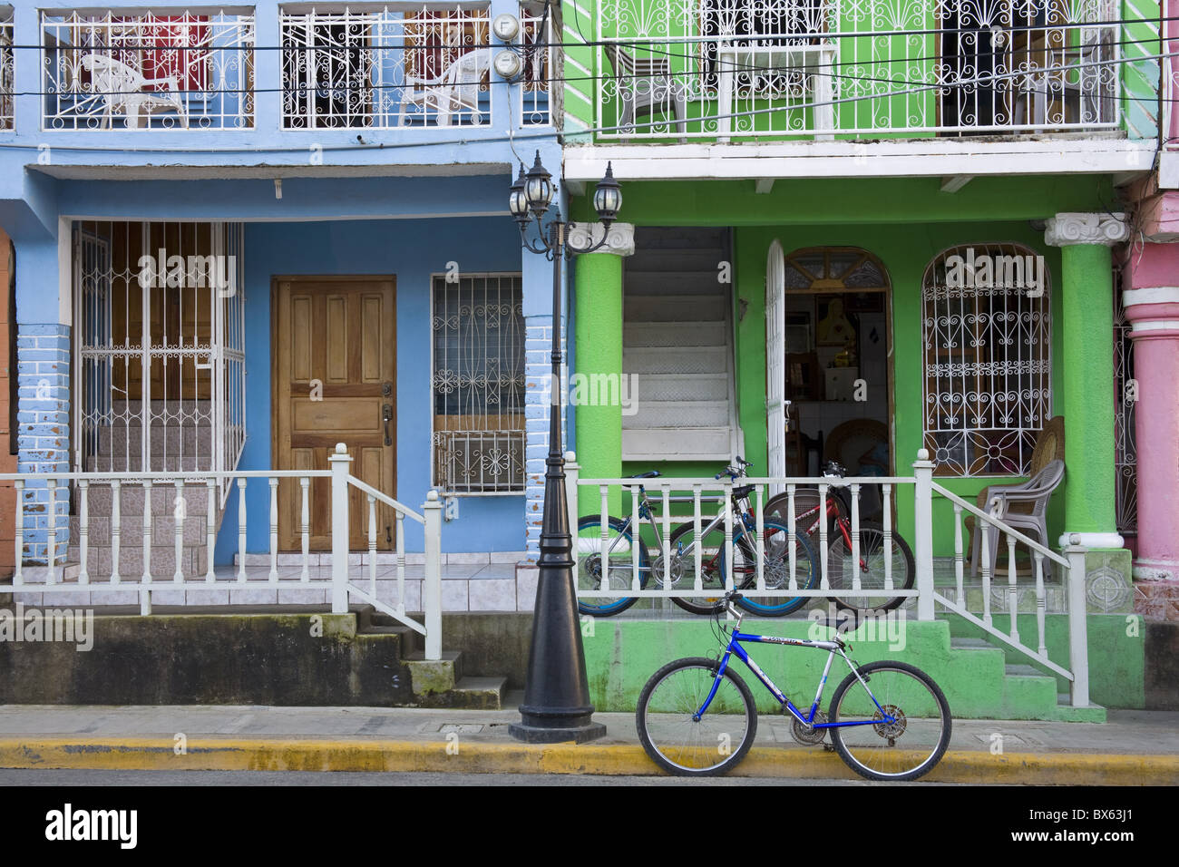 Calle Street in San Juan Del Sur, Abteilung Rivas, Nicaragua, Mittelamerika Stockfoto