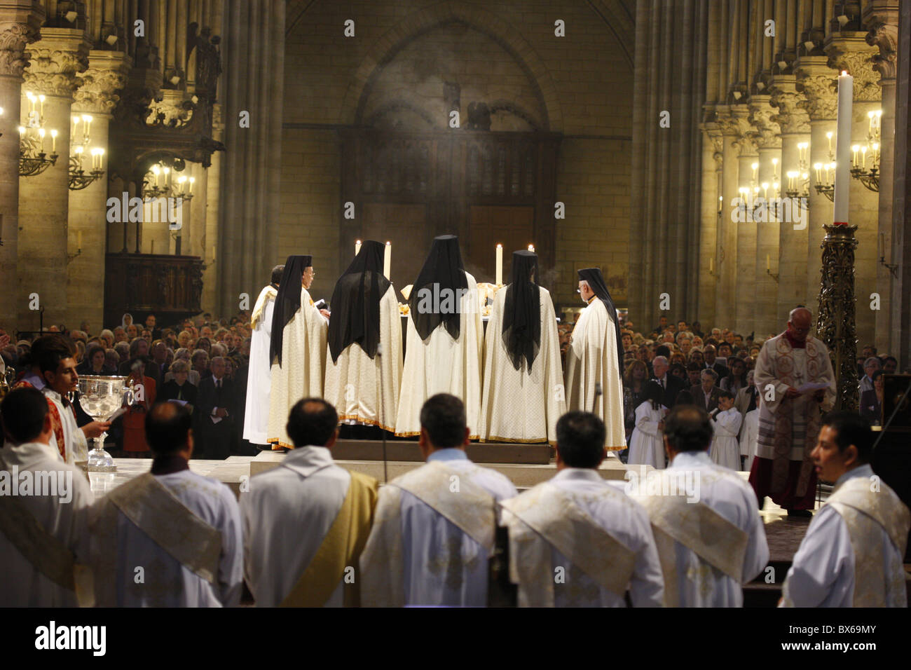 Östlichen (orientalischen) Kirche jährliche Messe in Notre-Dame de Paris, Paris, Frankreich, Europa Stockfoto
