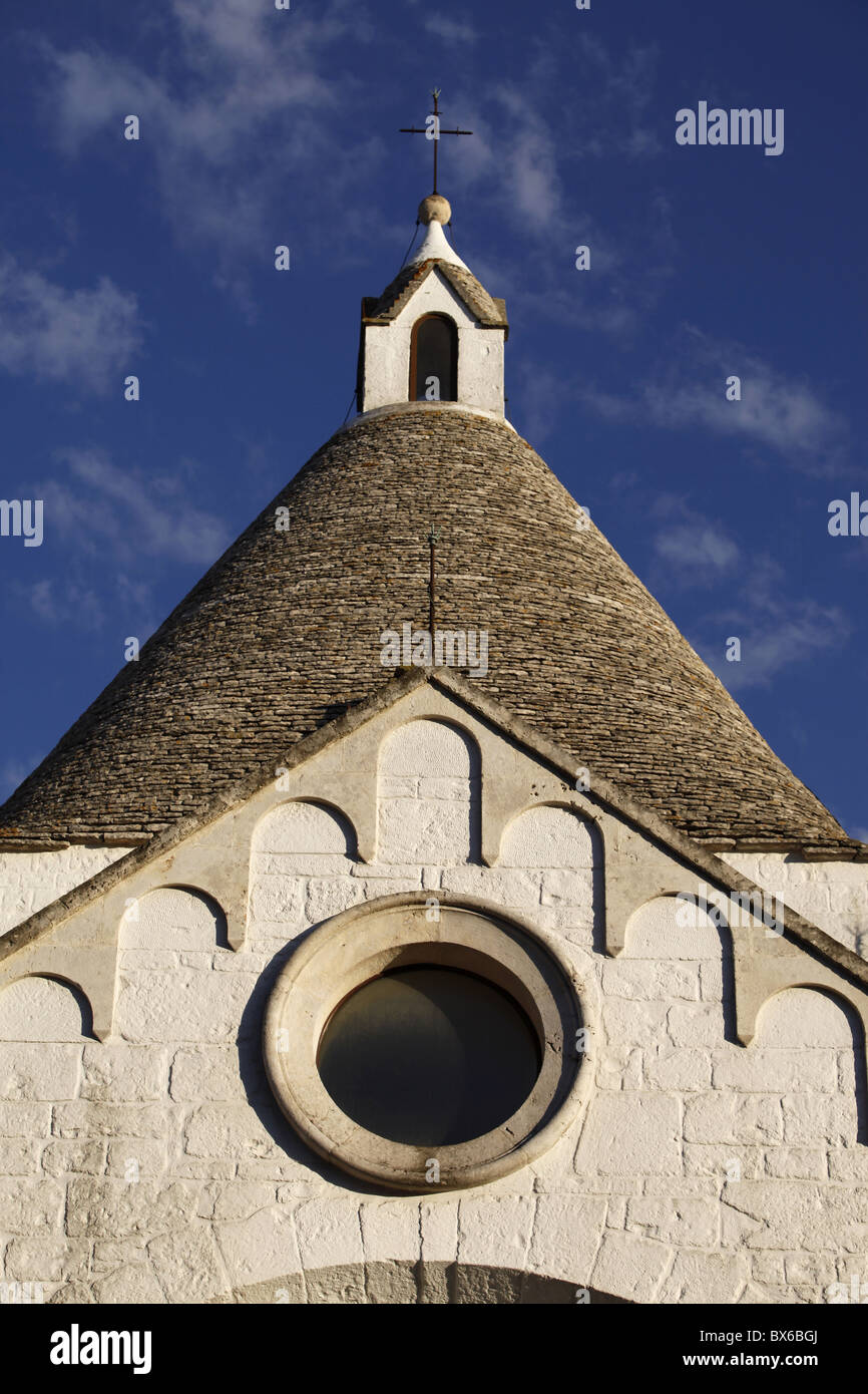 San Antonio Kirche, Alberobello, Apulien, Italien, Europa Stockfoto