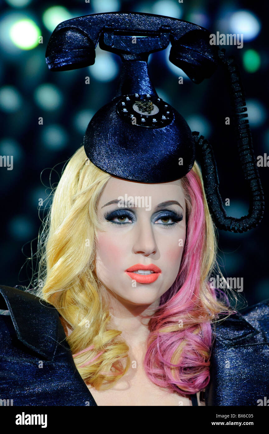 Die neue Lady Gaga Wachsfigur wird vorgestellt bei Madame Tussauds, London, 9. Dezember 2010. Stockfoto