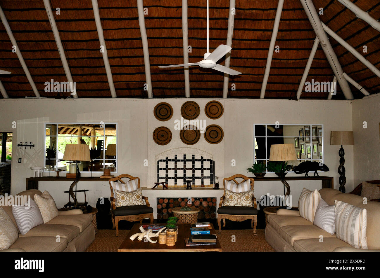 Sitzecke, ein Luxus-Resort. Londolozi Game Reserve, Südafrika. Stockfoto