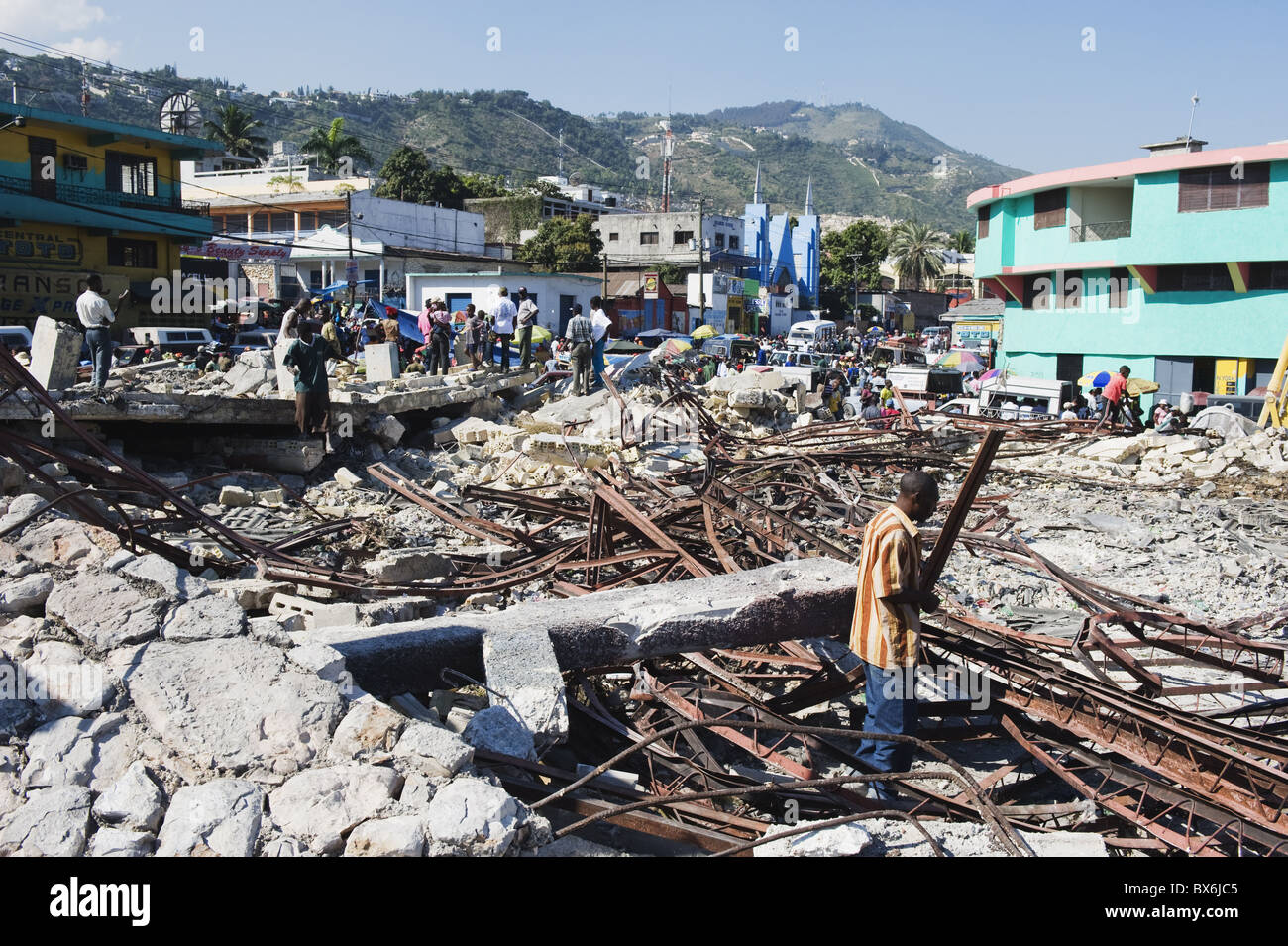 Bergung und Rekonstruktion arbeiten, Januar 2010 Erdbeben verursachten Schäden, Port au Prince, Haiti, Karibik, Karibik, Mittelamerika Stockfoto