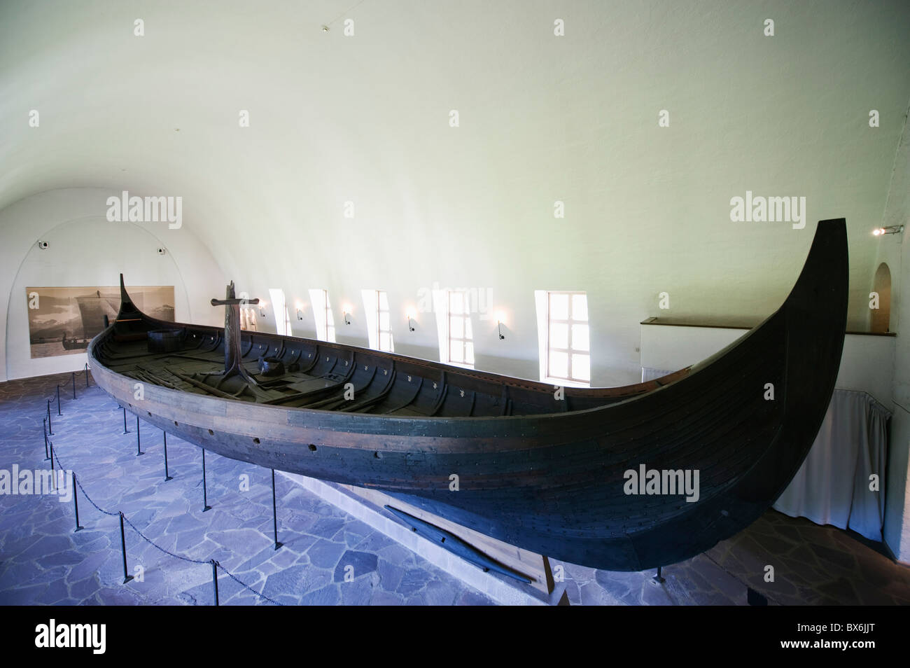 Gokstad Wikingerschiff ausgegraben von Oslofjord, Vikingskipshuset (Wikingerschiffsmuseum), Oslo, Norwegen, Skandinavien, Europa Stockfoto