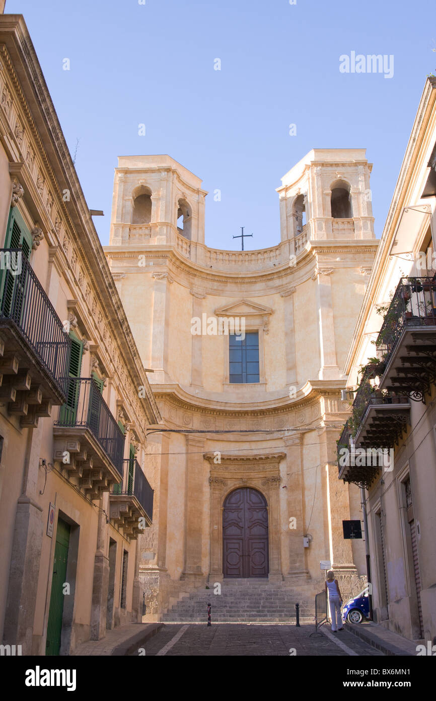 typische Barockkirche in Sizilien, Italien Stockfoto