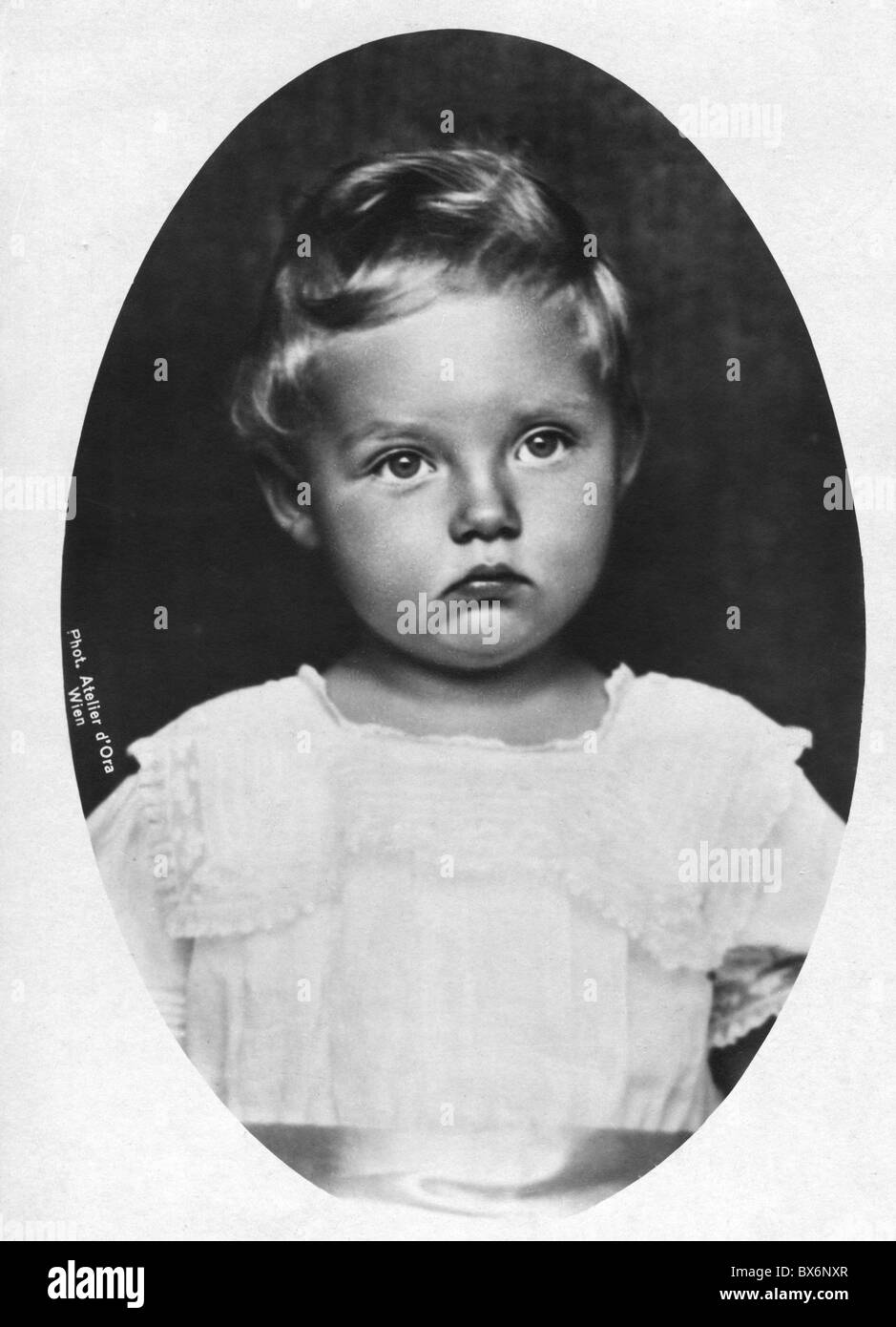 Habsburg, Adelheid von, 3.1.1914 - 2.10.1971, Journalist, als Kind, Postkarte, Atelier d'Ora, Wien, im Jahre 1915, Stockfoto