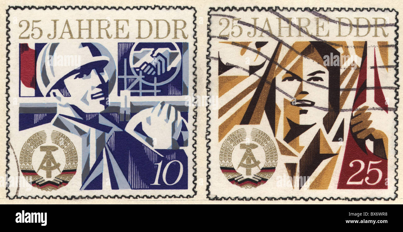 Post / Post, Briefmarken, 10 und 25 Pfennig Sonderausgabe '25 Jahre DDR' (25 Jahre DDR), Ostdeutschland, 1974, Zusatzrechte-Abferenzungen-nicht lieferbar Stockfoto
