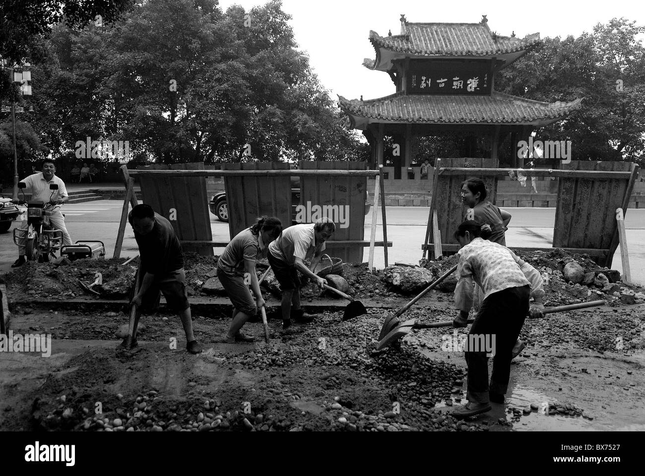 Streetworker in Mianyang, china Stockfoto