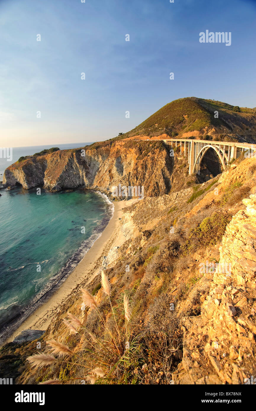 USA, Kalifornien, Bixby Bridge und pazifischen Küste von Big Sur, Highway 1 Stockfoto