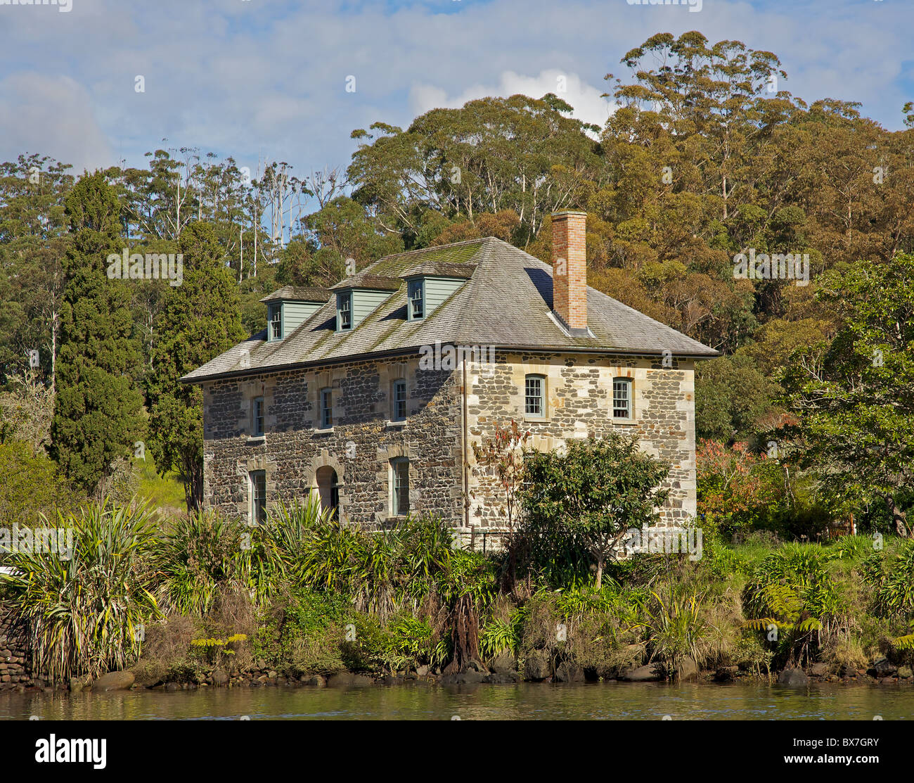 Der Stein-Shop in der Kotorigo-Kerikeri Becken Heritage Area of North Island, Neuseeland. Stockfoto