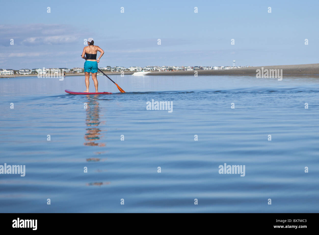 Stand Up Paddle Boarding Sullivans Island, SC Stockfoto