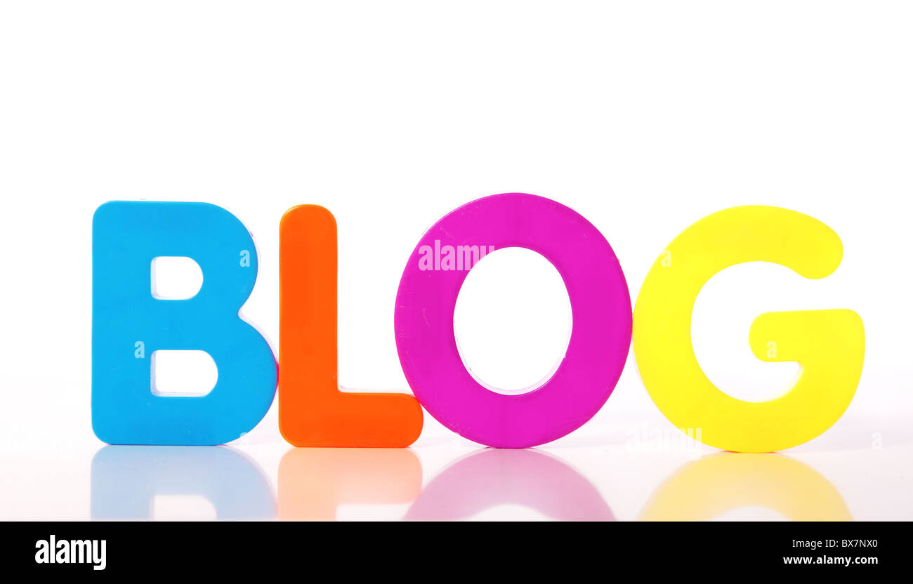 Der Begriff Blog in bunten Buchstaben. Alle isoliert auf weißem Hintergrund. Stockfoto