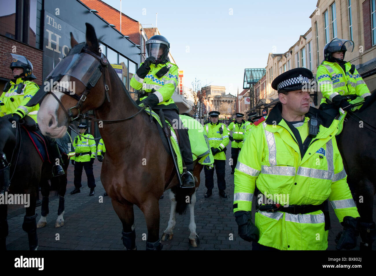Polizei kettling linie Stockfotos und bilder Kaufen Alamy