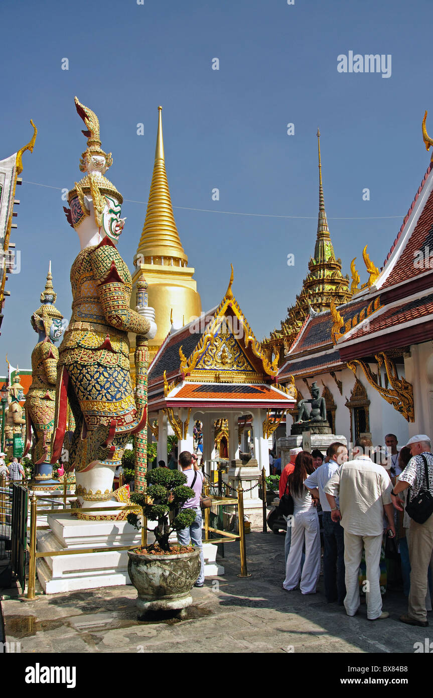Ansicht des unteren und oberen Terrassen, großer Palast, Rattanakosin-Insel, Phra Nakhon Bezirk, Bangkok, Thailand Stockfoto