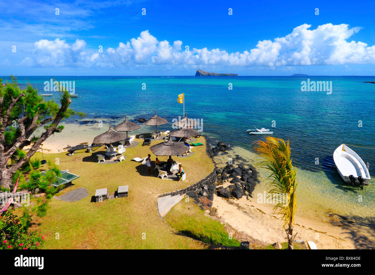 Morgen Blick in Richtung Insel Coin de Mire, Cap Malheureux Riviere Du Rempart, Mauritius. Stockfoto