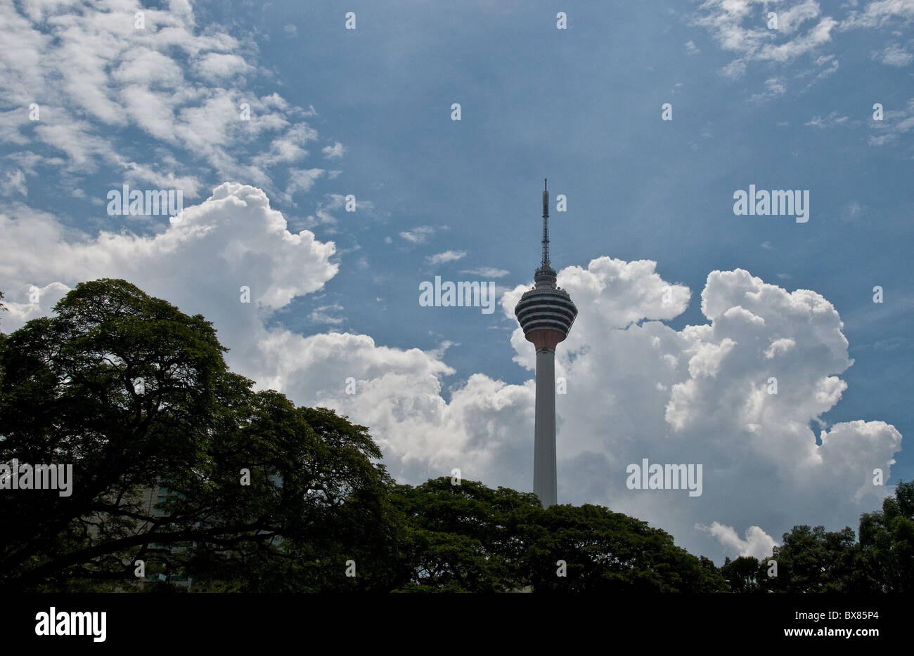 Der Menara Kuala Lumpur in Malaysia.  Foto von Gordon Scammell Stockfoto