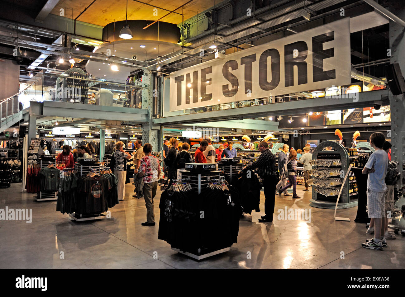 Im Store in The Guinness Storehouse, Dublin City, Irland Stockfoto