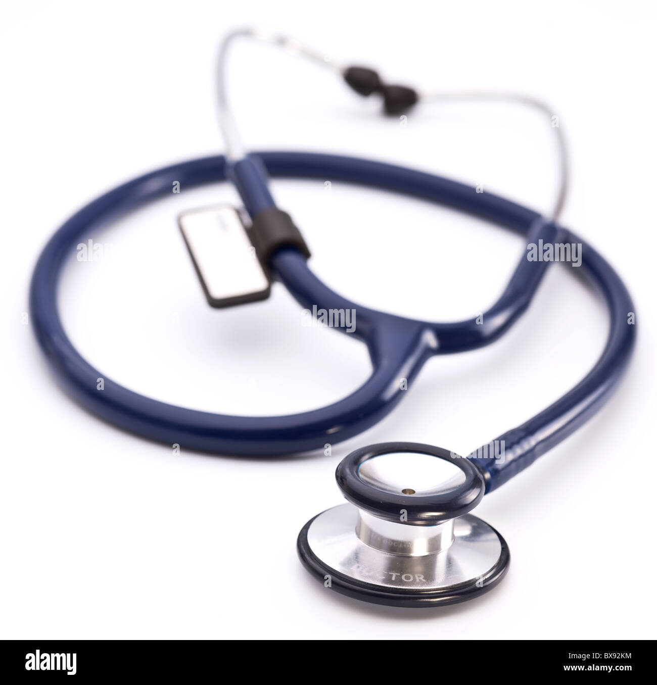 Medizinische Stethoskop auf weißem Hintergrund. Stockfoto