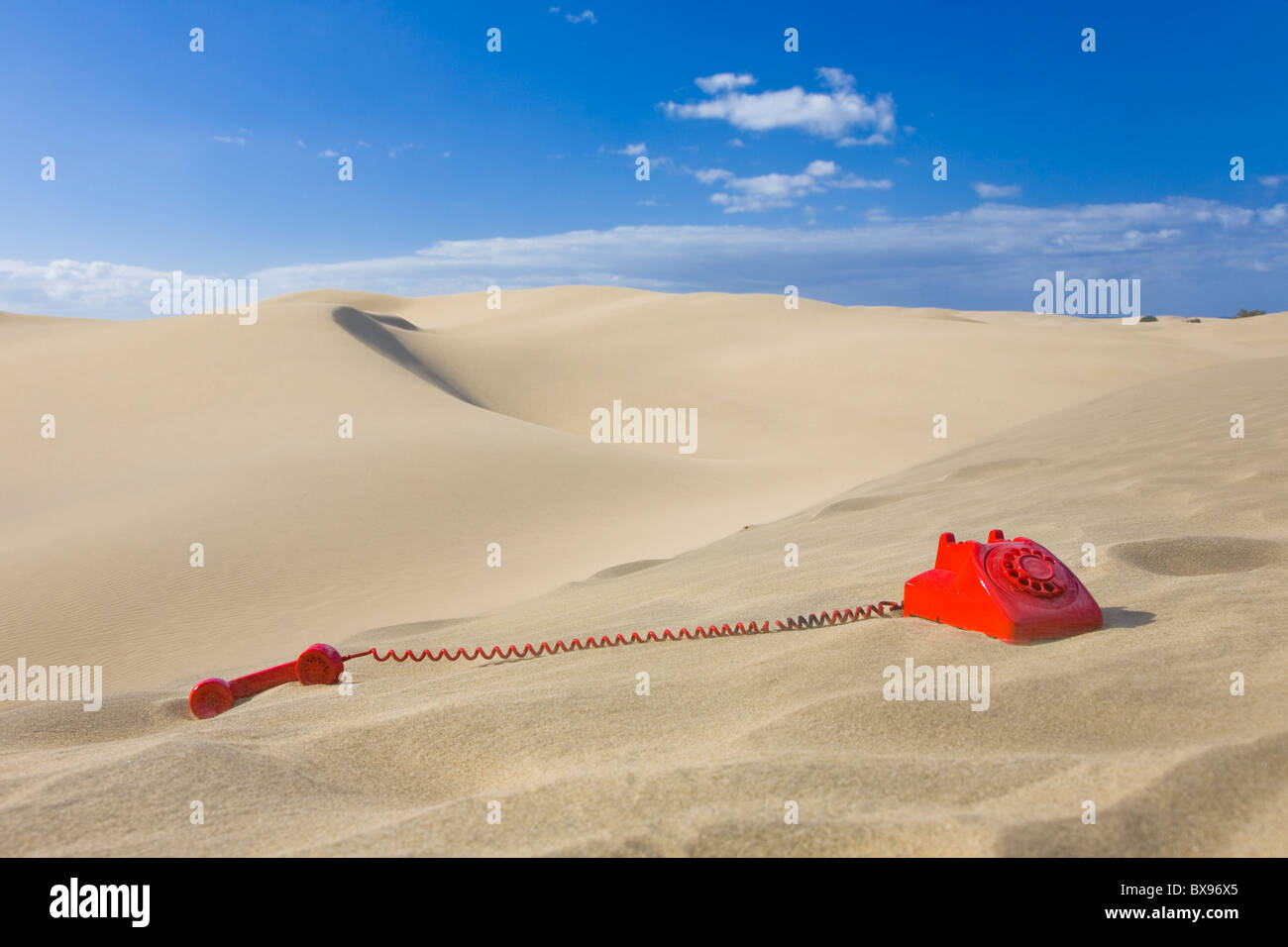 Das rote Telefon muss beantwortet werden Stockfoto