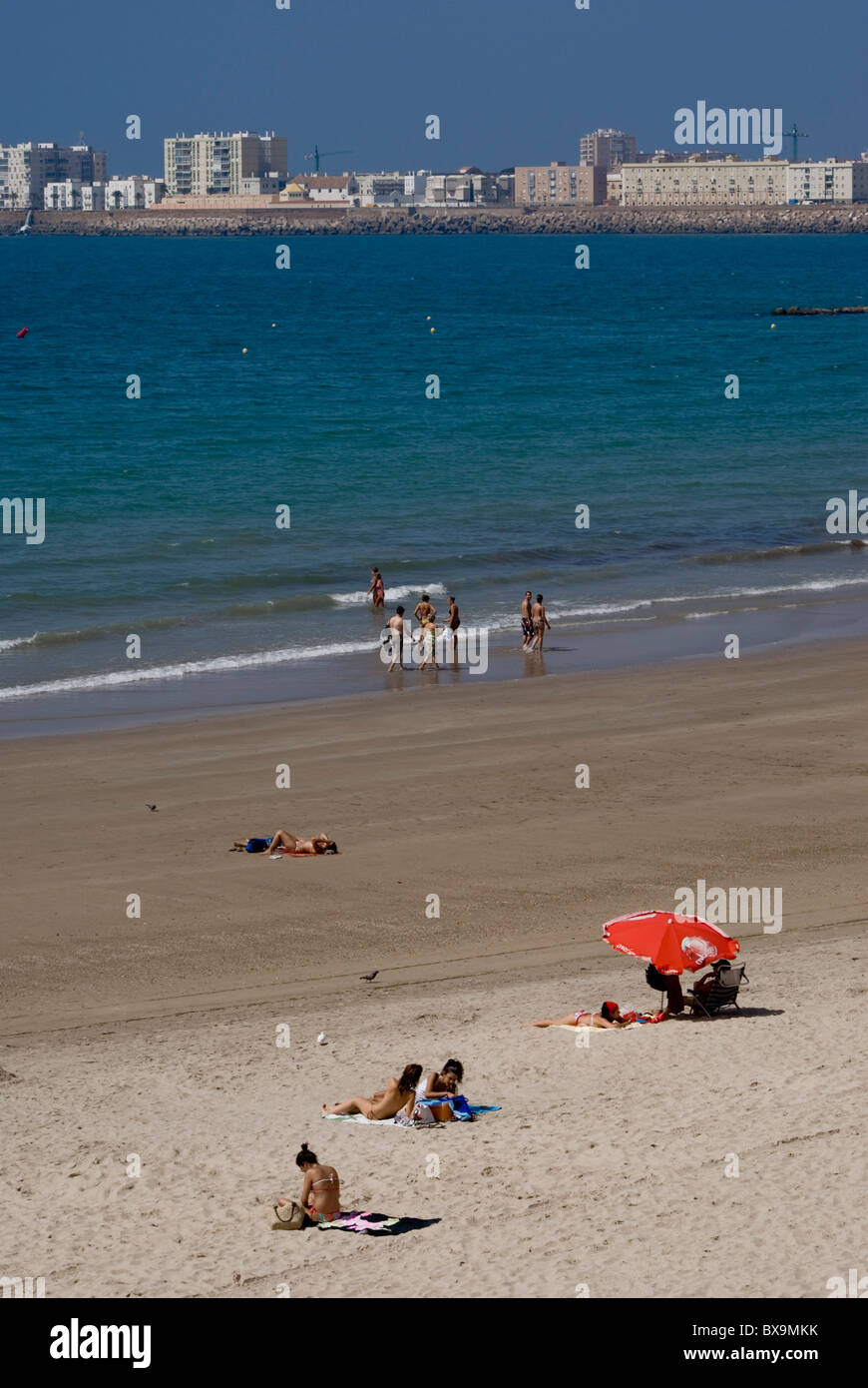 Andalusien, Cadiz, Strand Playa De La Victoria Stockfoto