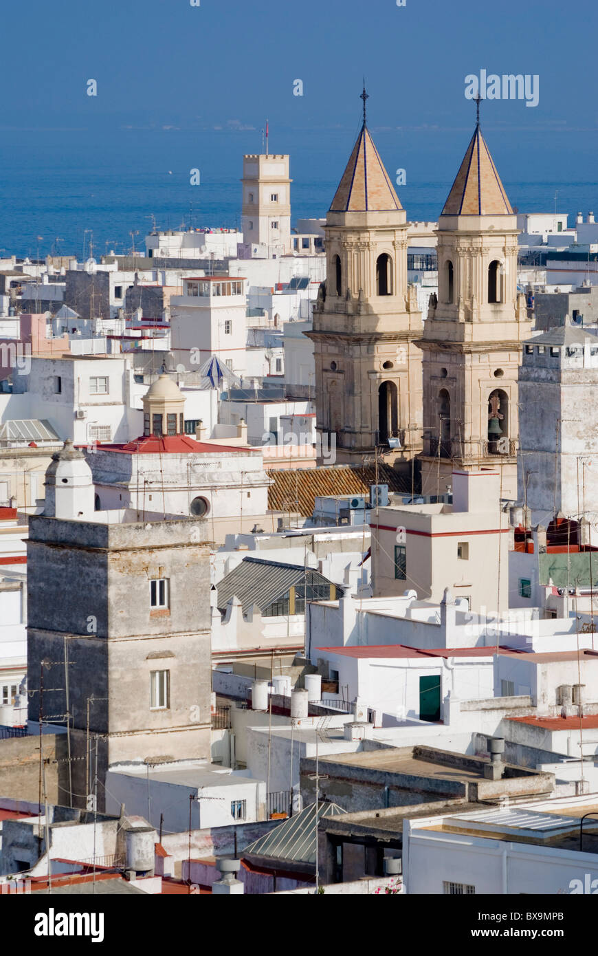 Andalusien, Cadiz, Iglesia De San Antonio Skyline Stockfoto