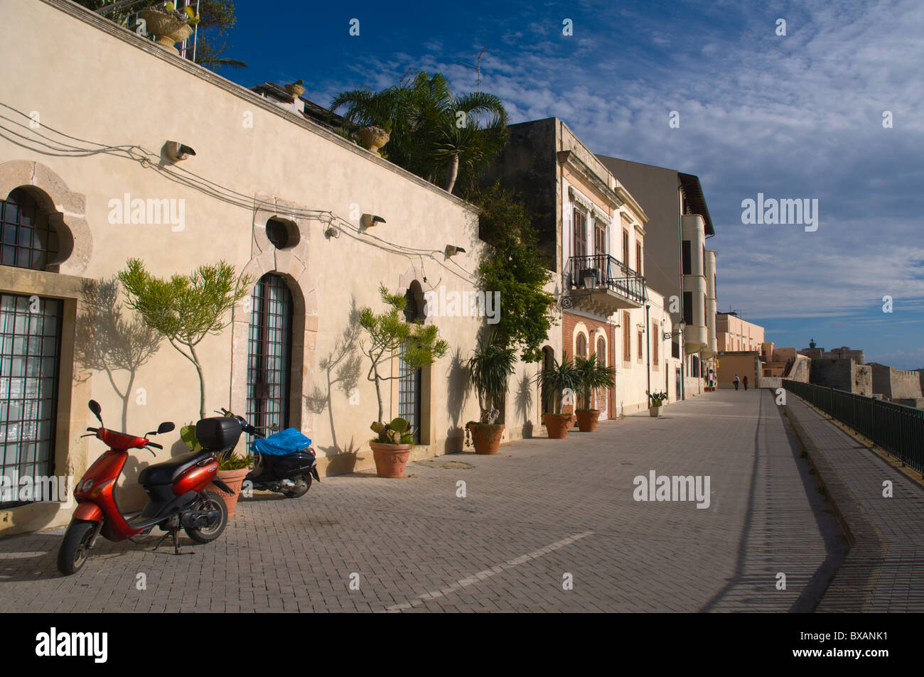 Strandpromenade Lungomare Alfeo in Ortigia Insel Altstadt Syrakus Sizilien Italien Europa Stockfoto