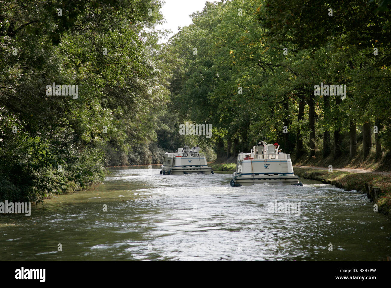 Kanal, Boote, Canal du Midi, Trebes, Carcassonne, Aude, Frankreich, Europa Stockfoto