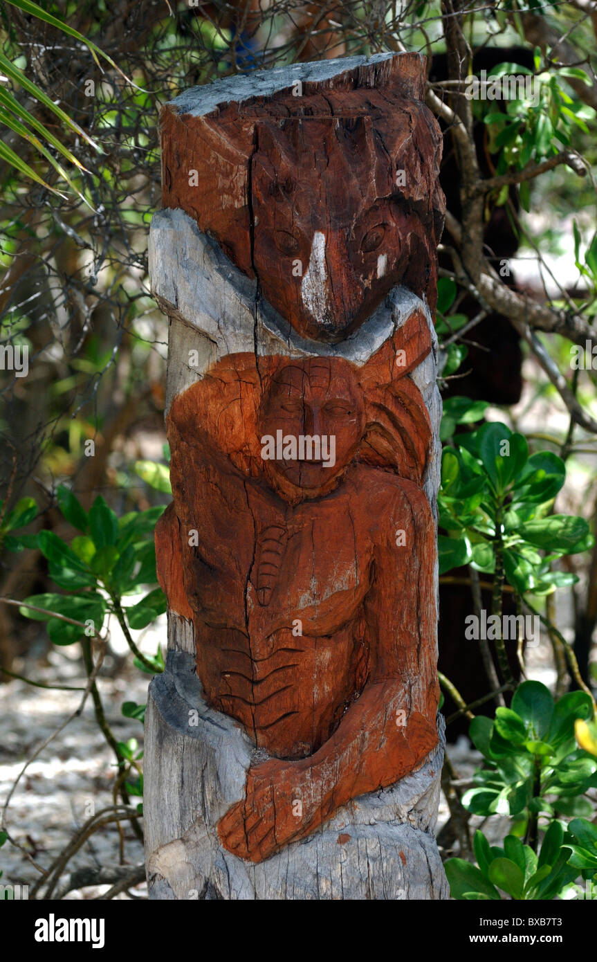 Totem bei Ilot Canard (Canards) nur ab Nouméa Anse Vata, Neu-Kaledonien Stockfoto