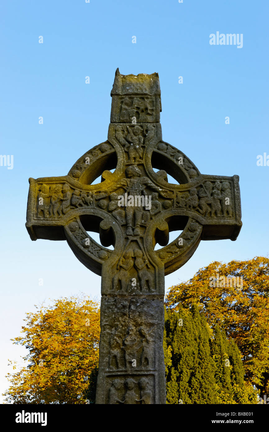 Die Westwand Muiredachs Kreuz an Monasterboice, County Louth, Leinster, Irland. Stockfoto