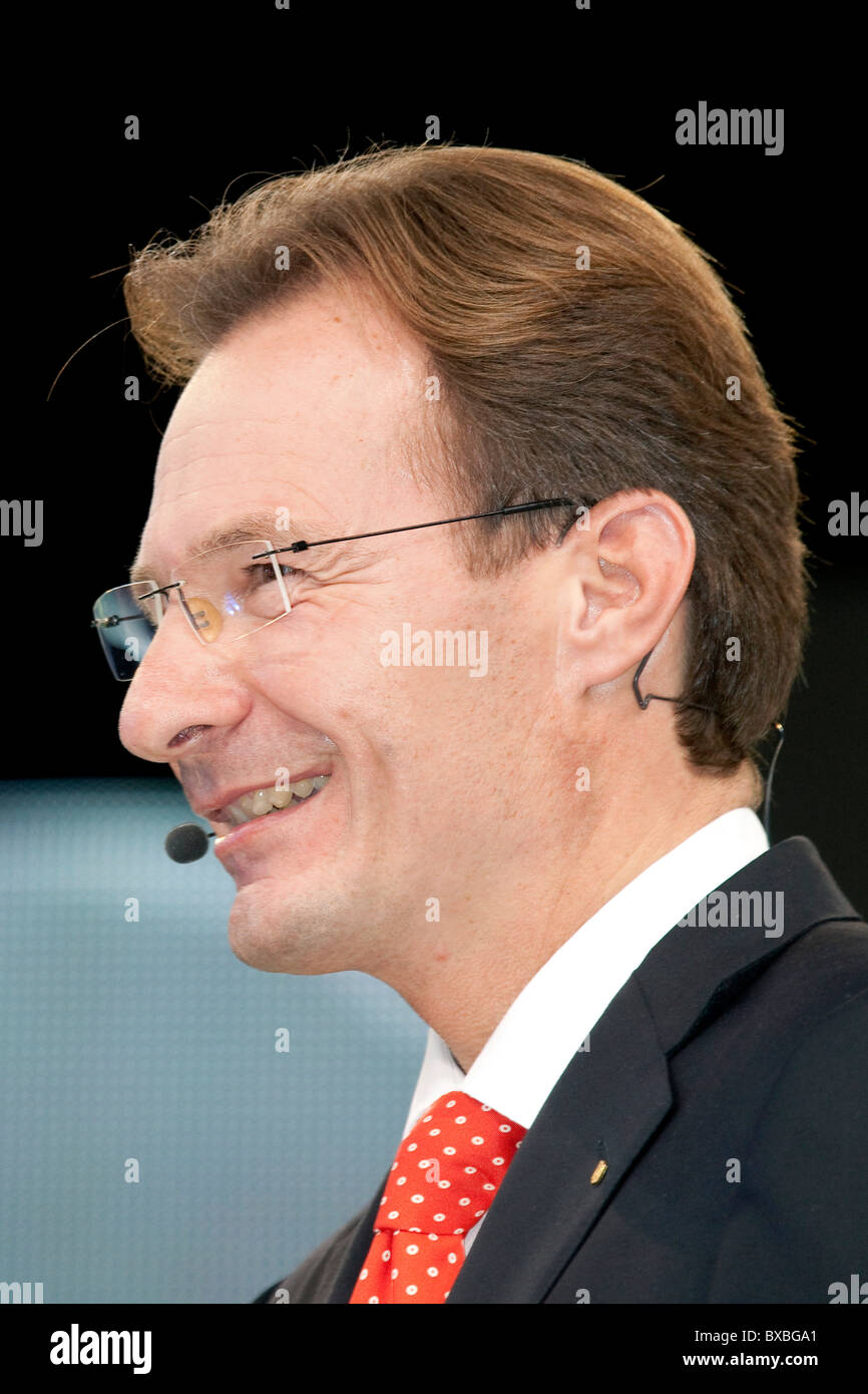 Michael Macht, Vorstandsvorsitzender der Porsche Automobil Holding SE, in der Gruppe-Nacht der Volkswagen AG, auf der 63. internationalen Stockfoto