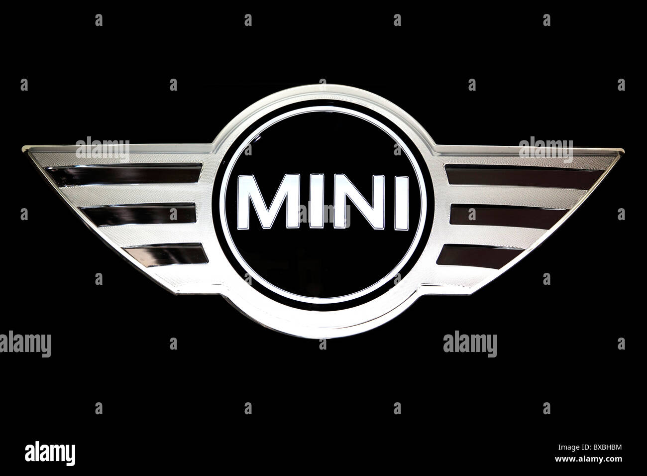 Logo der Marke Mini Auto, Teil der BMW AG-Gruppe, bei der 63. Internationale Automobilausstellung internationale Automobil-Ausstellung Stockfoto