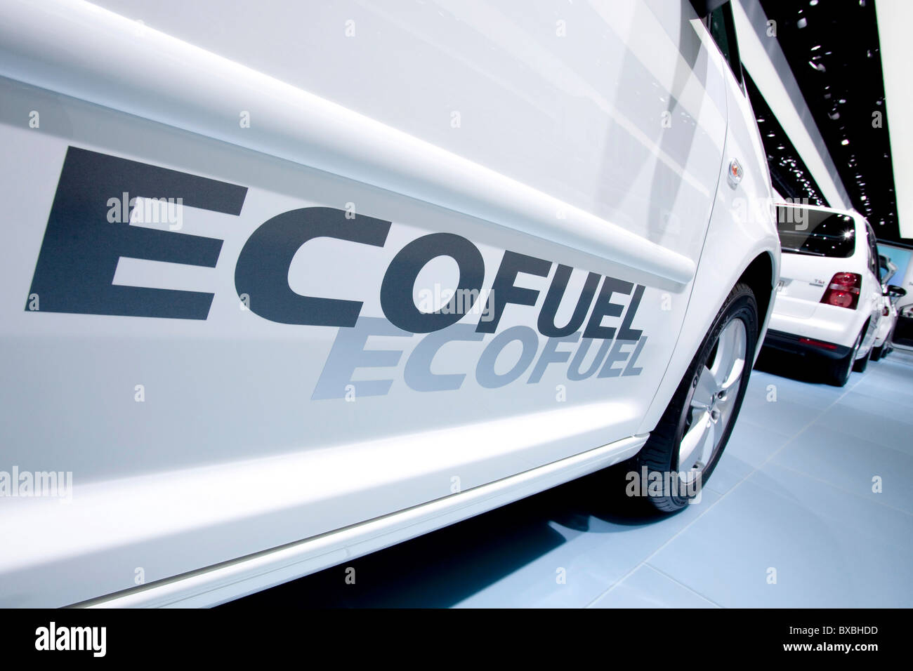 EcoFuel-Schriftzug auf ein VW Touran, Volkswagen AG-Gruppe, mit Erdgas-Motor, an der 63. Internationale Automobilausstellung Stockfoto