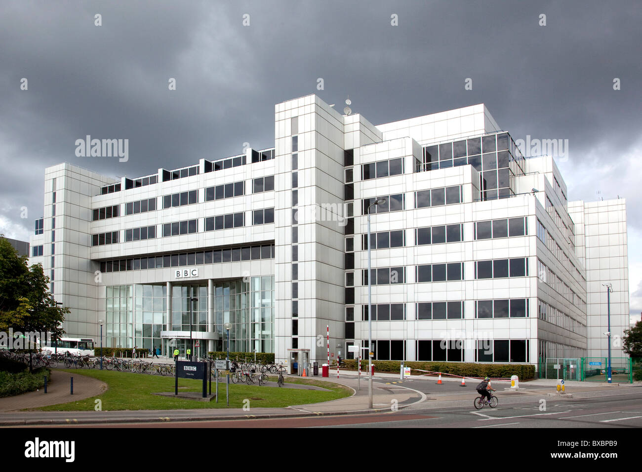 Bürogebäude von der BBC-TV-Sender in der White City, London, England, Vereinigtes Königreich, Europa Stockfoto