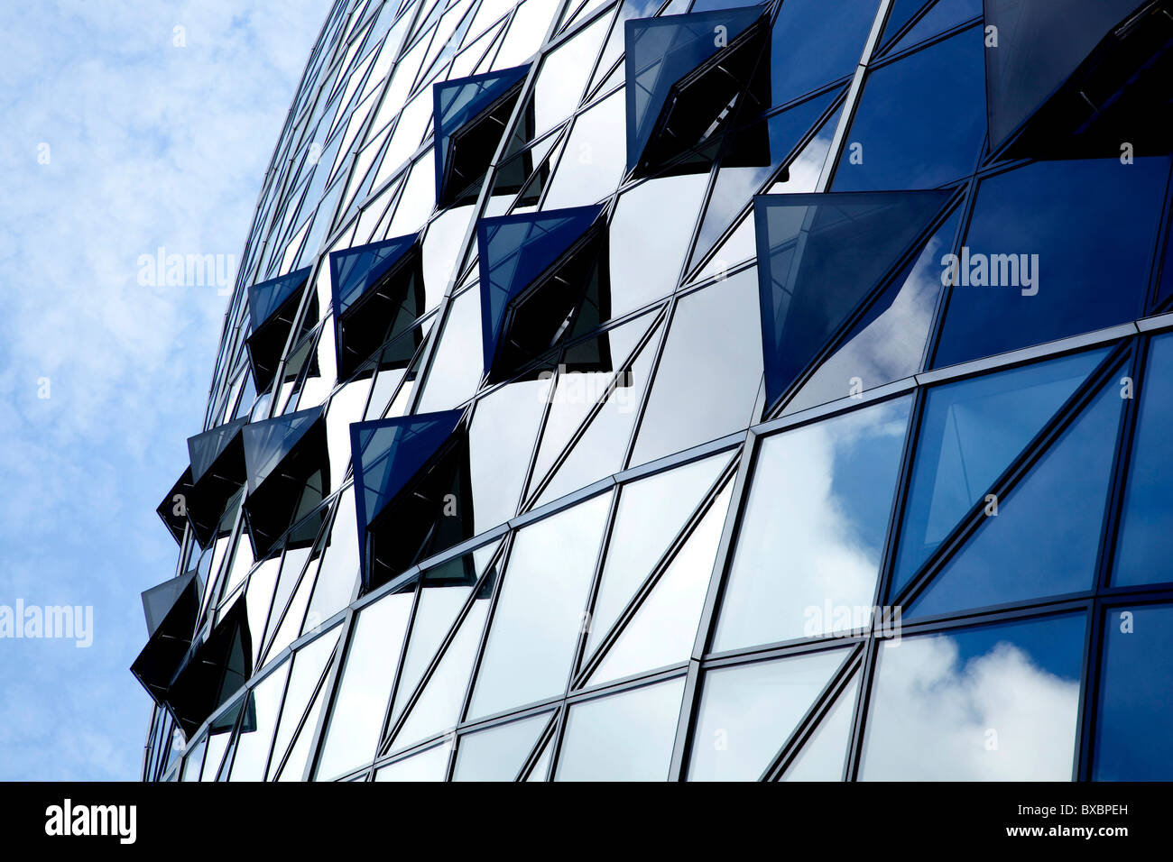 Hauptsitz der Swiss Re Versicherung, Swiss Re Gebäude, Swiss Re Tower in London, England, Vereinigtes Königreich, Europa Stockfoto