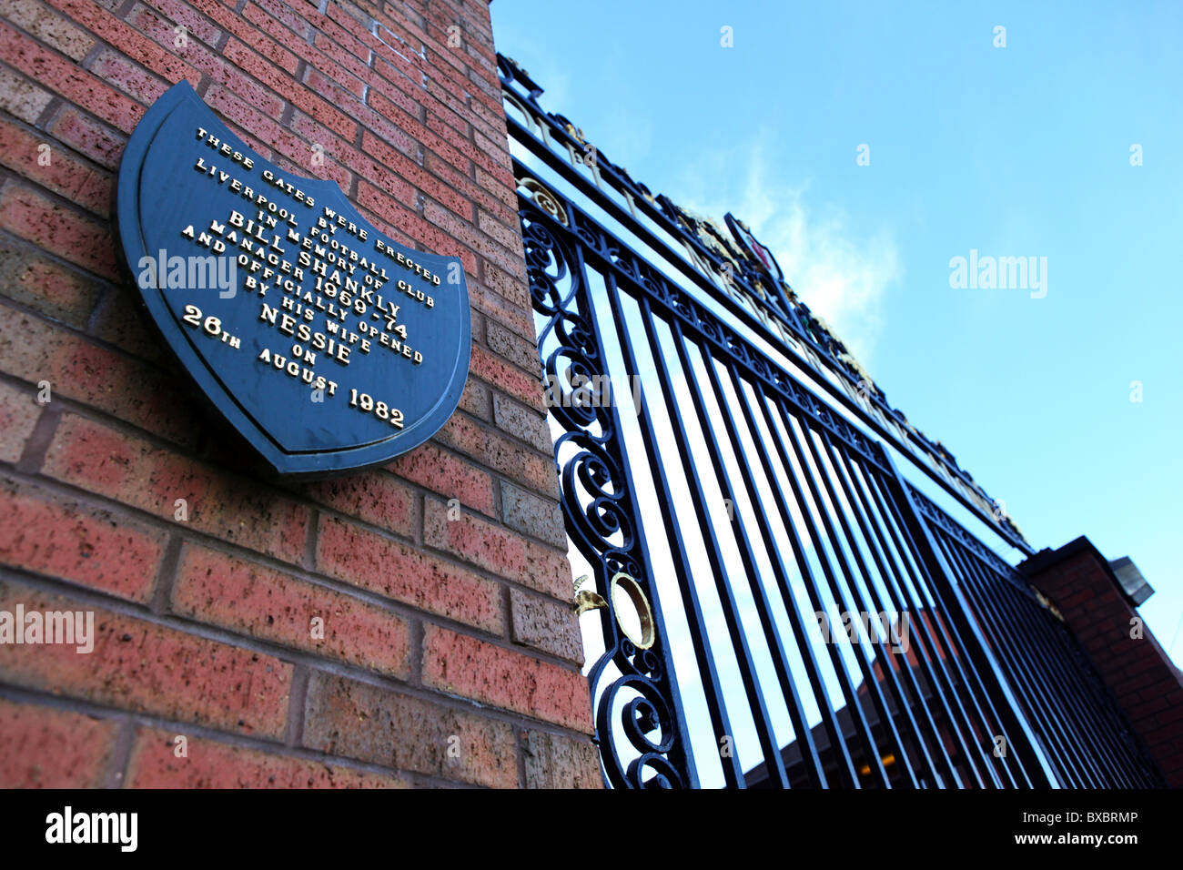 Die Tore an der Anfield Road, Liverpool Football Club. Stockfoto