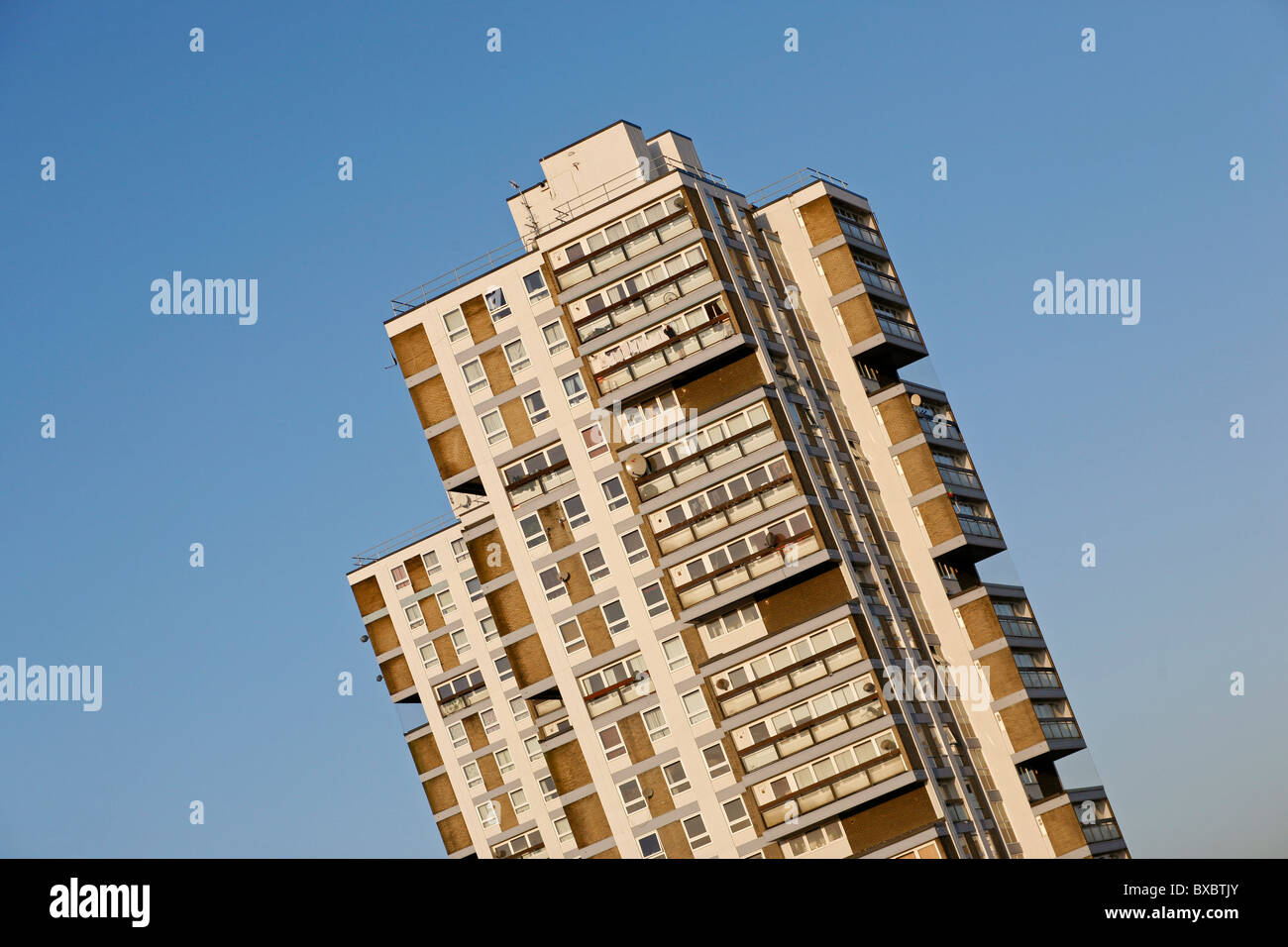 Hochhaus in Wandsworth, London, England Stockfoto