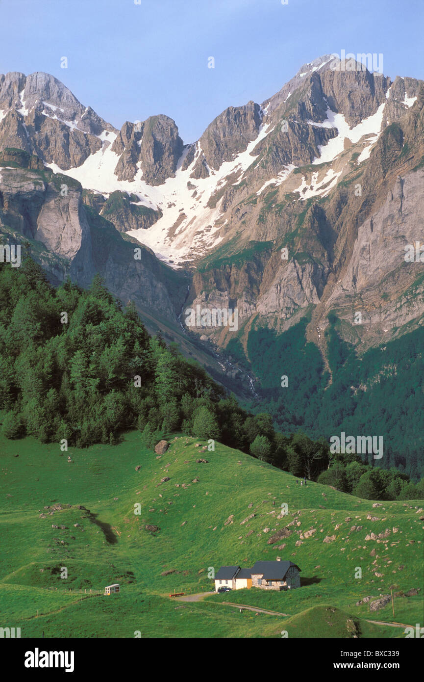 Somport pass (1632 m) an der Grenze zwischen Frankreich und Spanien, Pyrenees-Atlantiques, Frankreich Stockfoto