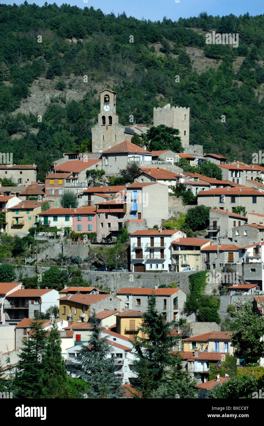 Ansicht von Vernet-Les-Bains Pyrenäen-Orientales Frankreich Stockfoto