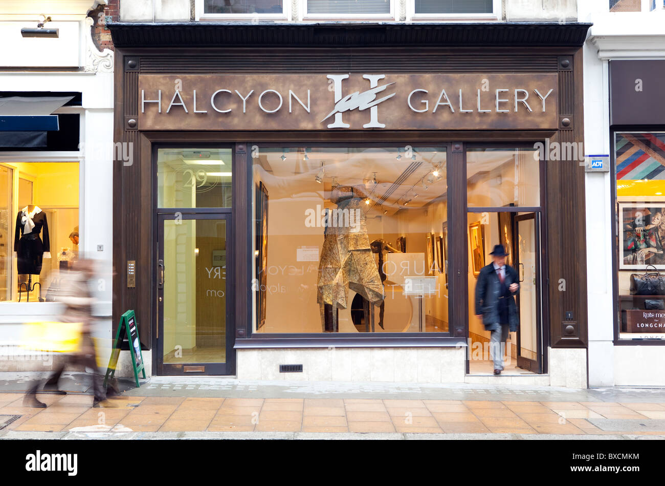 Der Halcyon Gallery in New Bond Street, London. Stockfoto