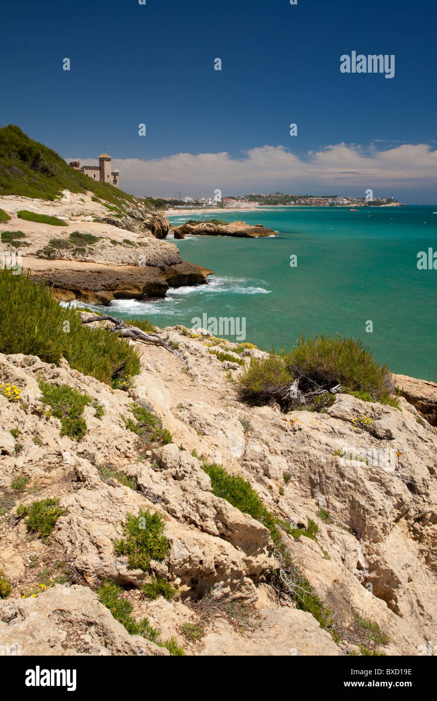 Küste und das Schloss von Tamarit, Altafulla, Tarragones, Tarragona, Spanien Stockfoto