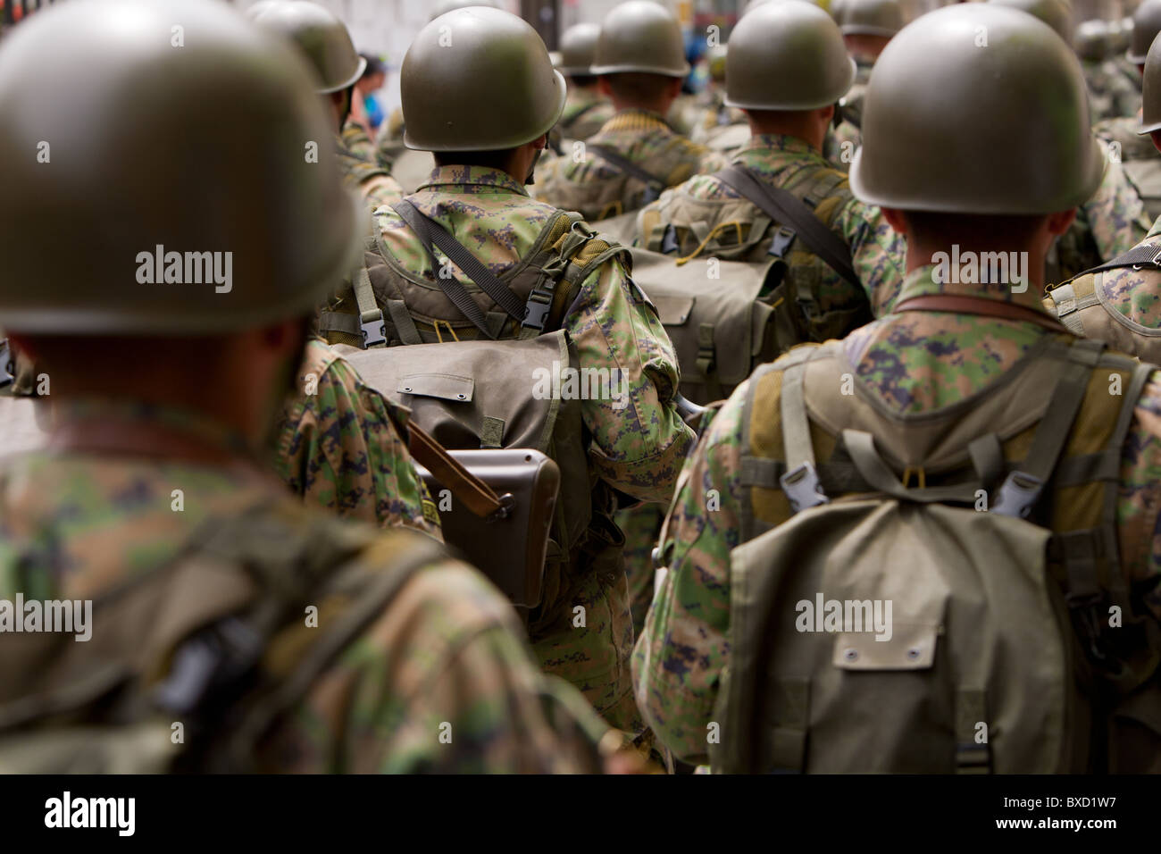 Gruppe von Soldaten Vorbereitet für Aktion Stockfoto