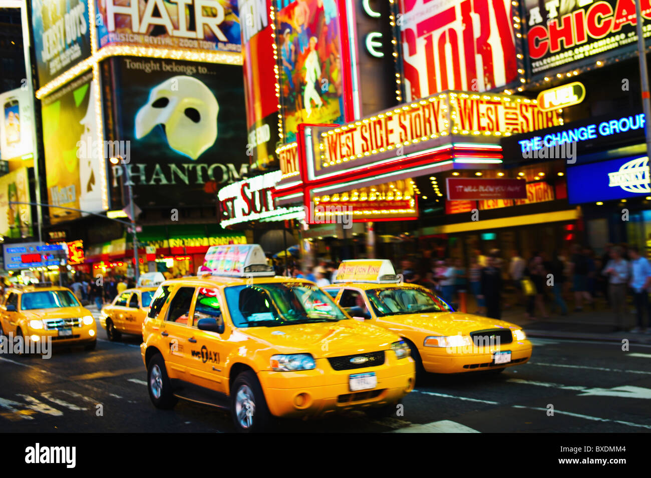 Times Square New York City in der Abenddämmerung Stockfoto