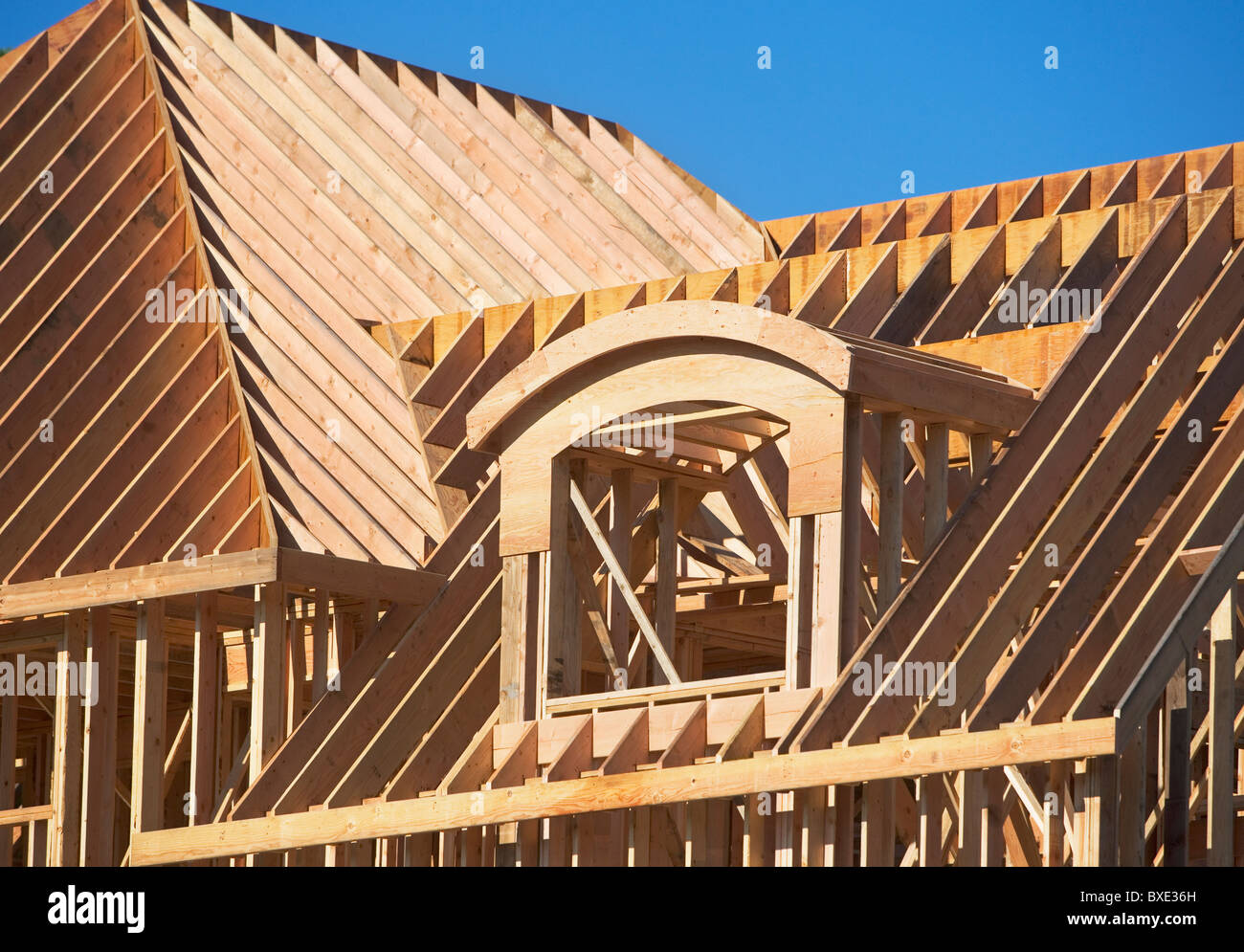 Dachstuhl des teilweise gebautes Haus Stockfoto