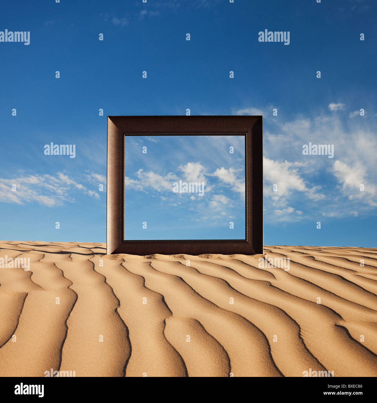Bilderrahmen auf Wüstensand Stockfoto
