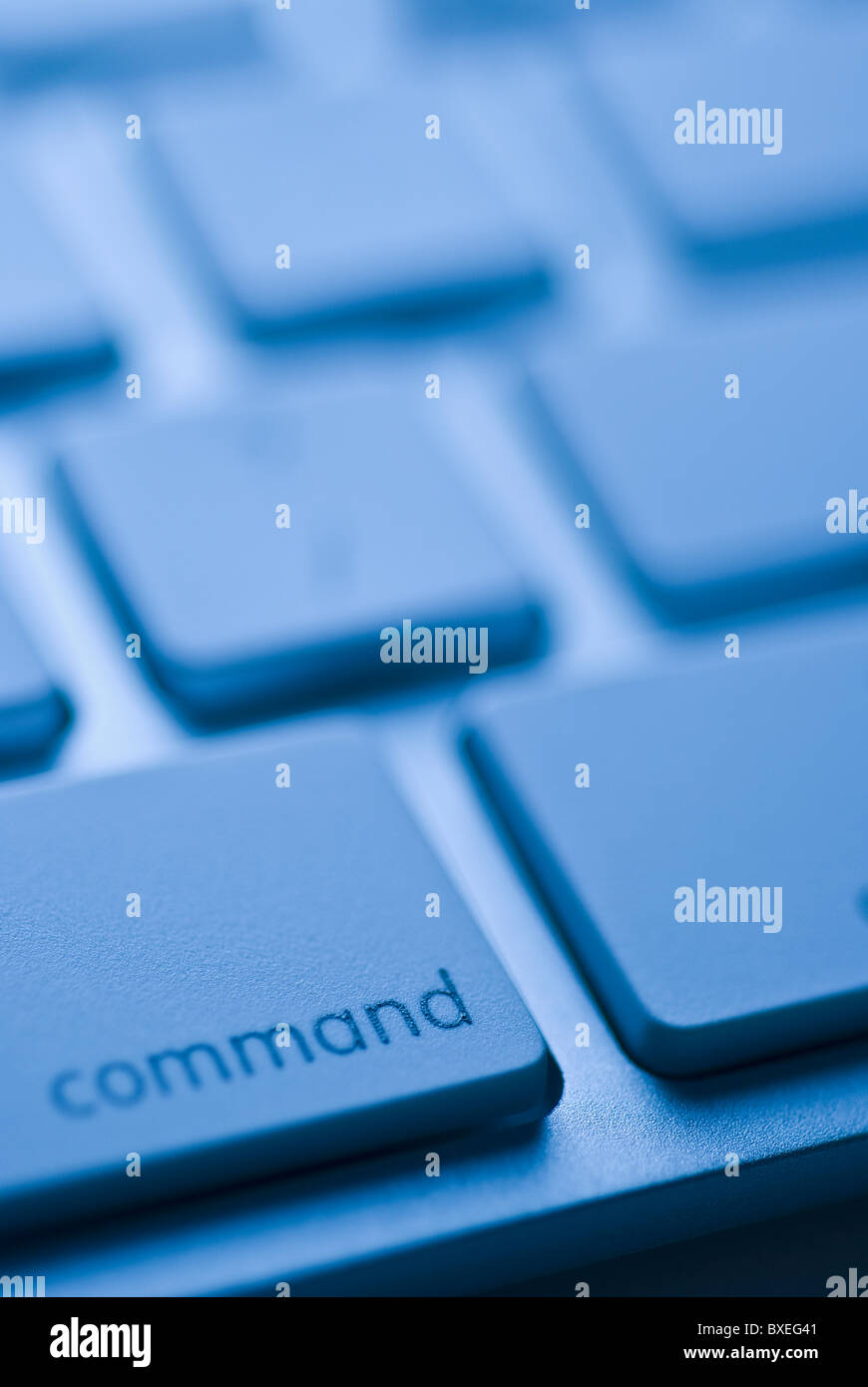 Command-Taste auf der Tastatur Stockfotografie - Alamy