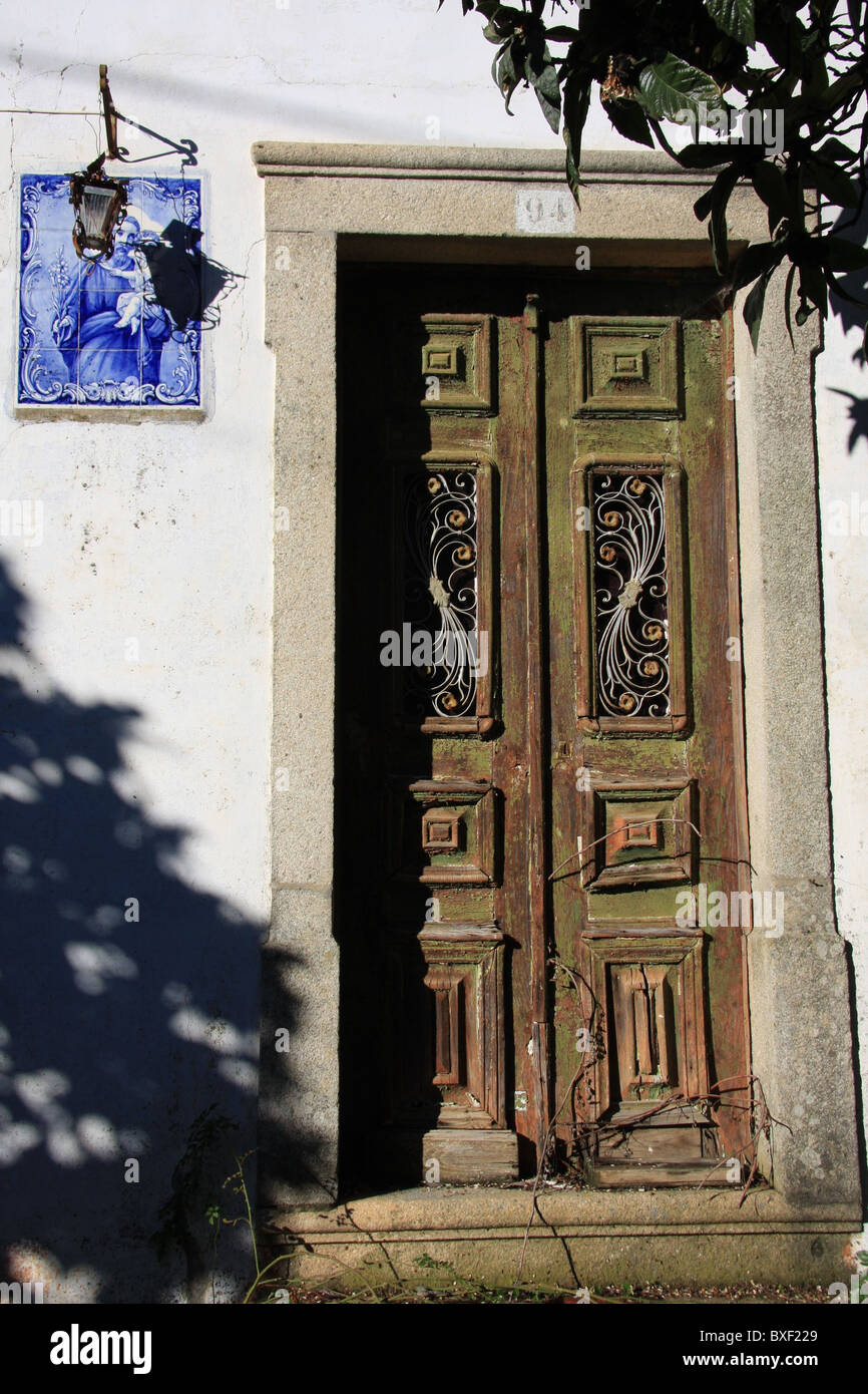 Alte Tür in Portugal Stockfoto